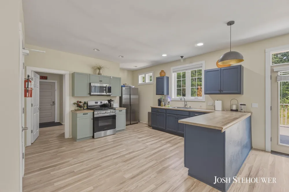 914 S Hilton Park Road Egelston Township, MI 49442