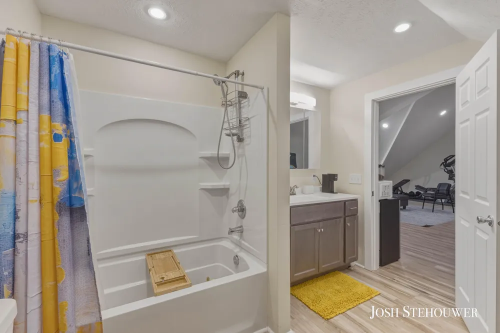 914 S Hilton Park Road Egelston Township, MI 49442