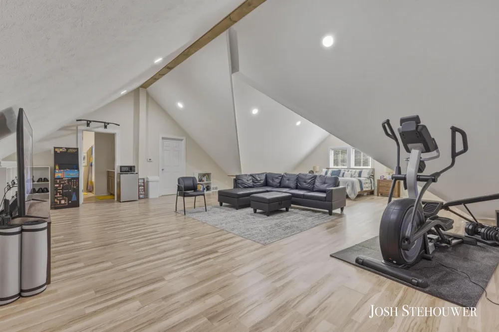 914 S Hilton Park Road Egelston Township, MI 49442
