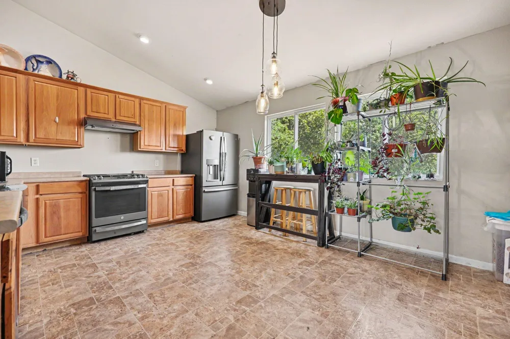 14627 Ivorystone Drive NE Nelson Township, MI 49319