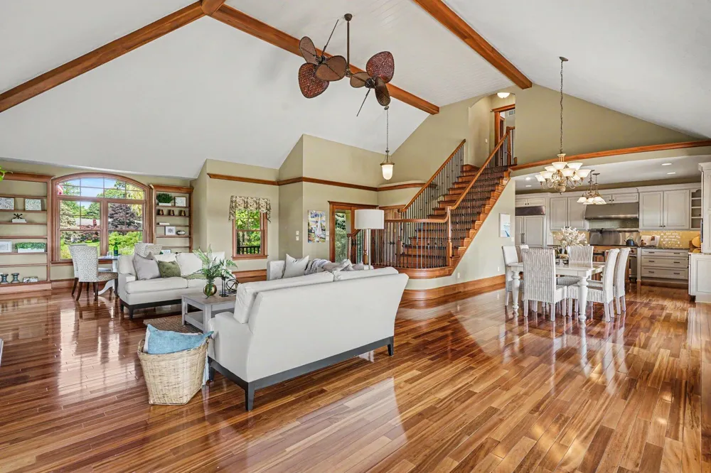 14848 152nd Avenue Grand Haven Charter Township, MI 49417