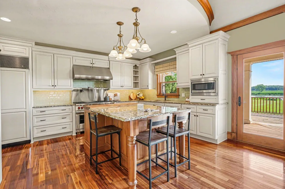 14848 152nd Avenue Grand Haven Charter Township, MI 49417
