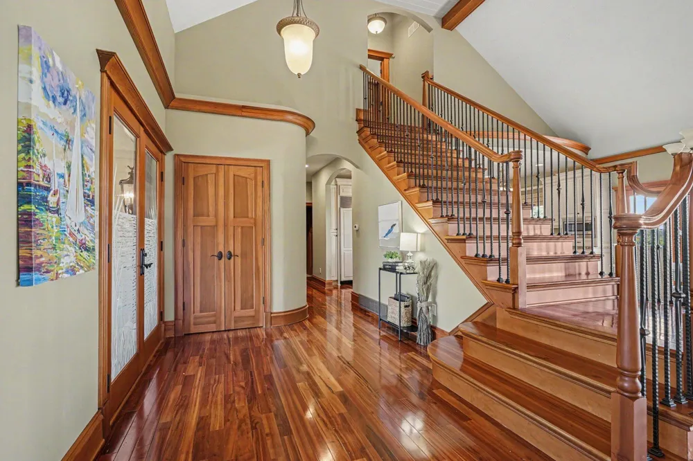 14848 152nd Avenue Grand Haven Charter Township, MI 49417