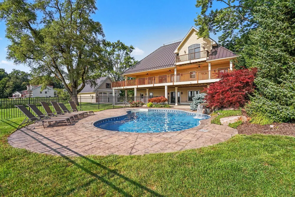 14848 152nd Avenue Grand Haven Charter Township, MI 49417