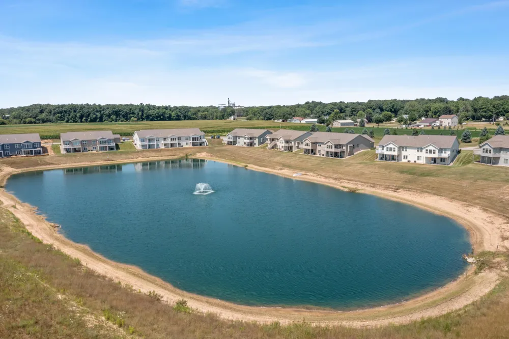 4478 Meadow Pond Way Heath Township, MI 49419