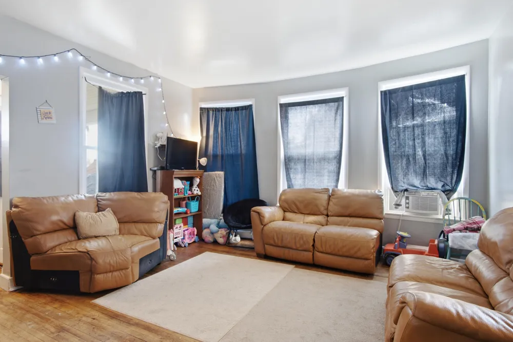 211 Pine Street Evart City, MI 49631