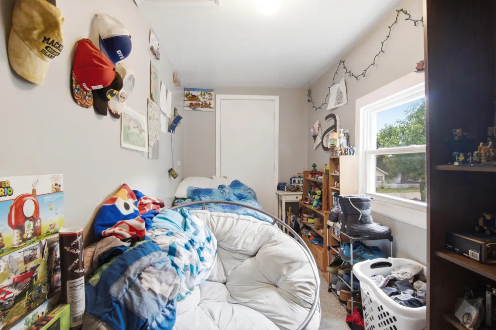 211 Pine Street Evart City, MI 49631