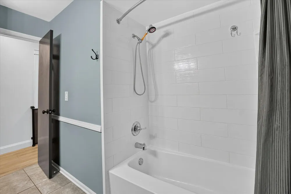 1822 Gentian Drive SE Kentwood City, MI 49508