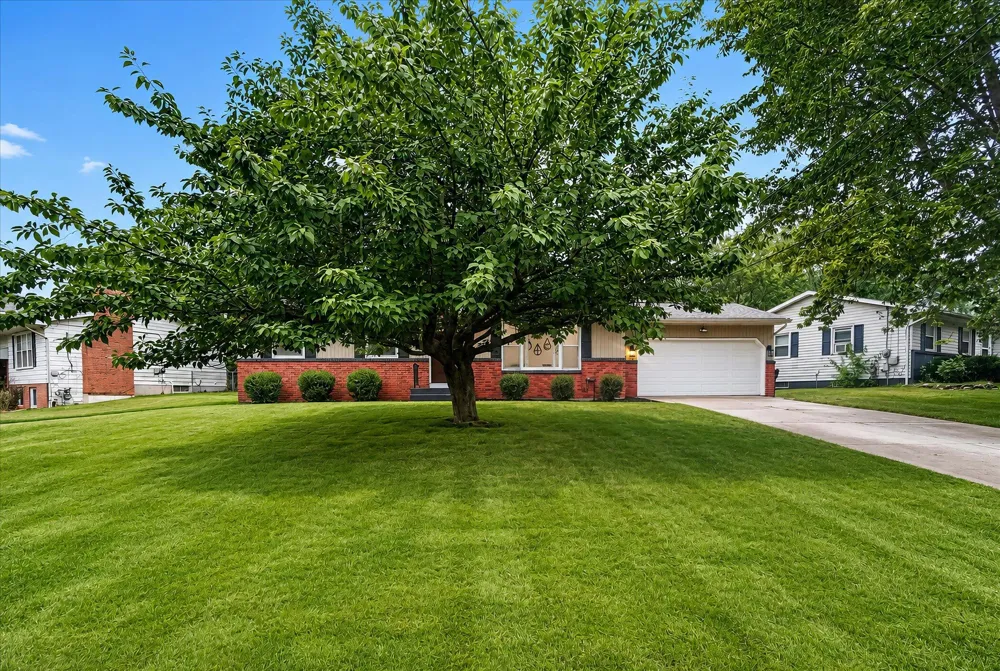 1822 Gentian Drive SE Kentwood City, MI 49508
