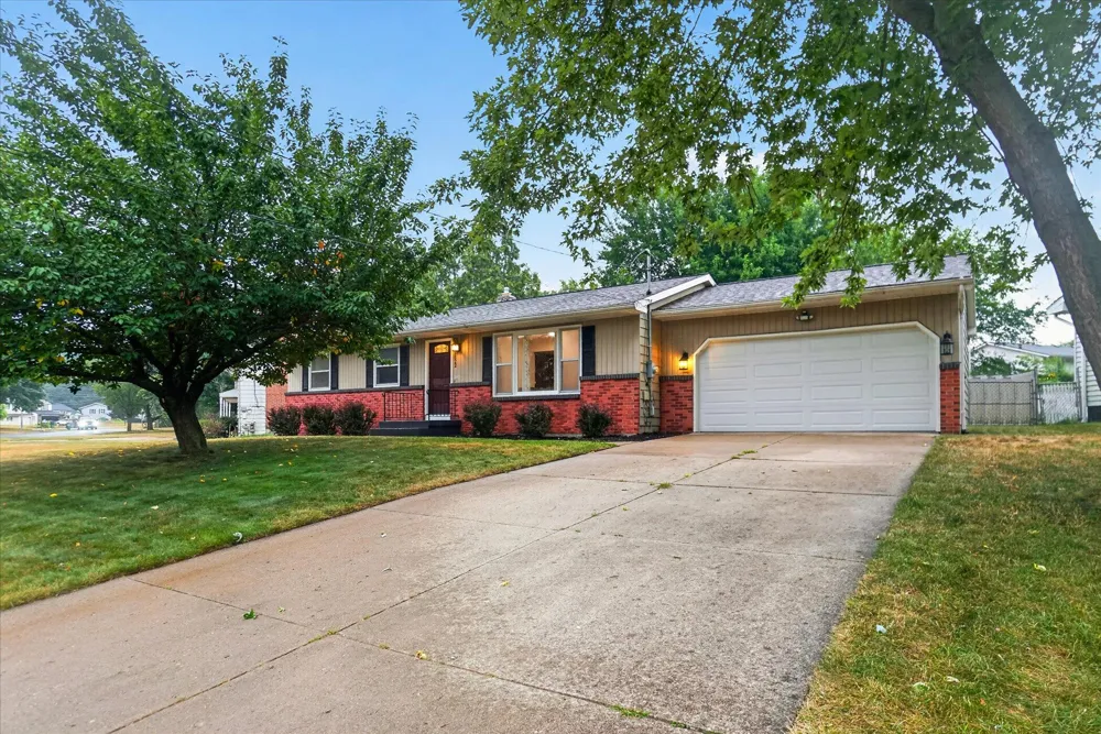 1822 Gentian Drive SE Kentwood City, MI 49508
