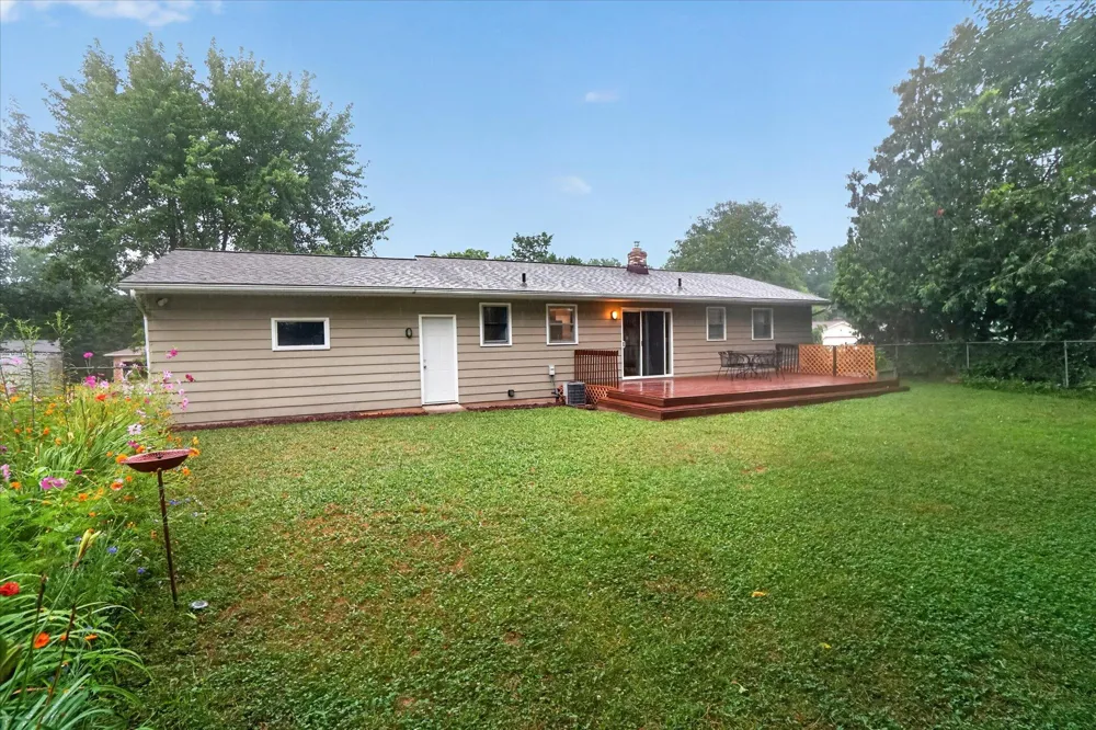 1822 Gentian Drive SE Kentwood City, MI 49508