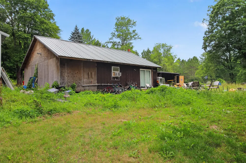 6742 150th Avenue Cedar Township, MI 49639
