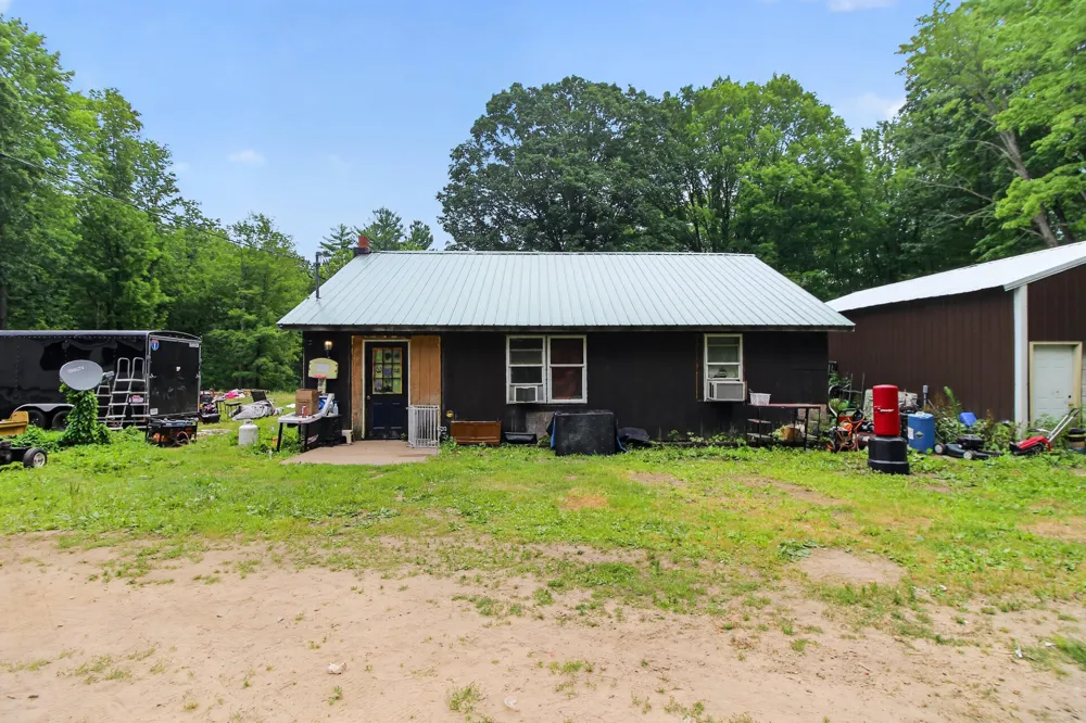 6742 150th Avenue Cedar Township, MI 49639