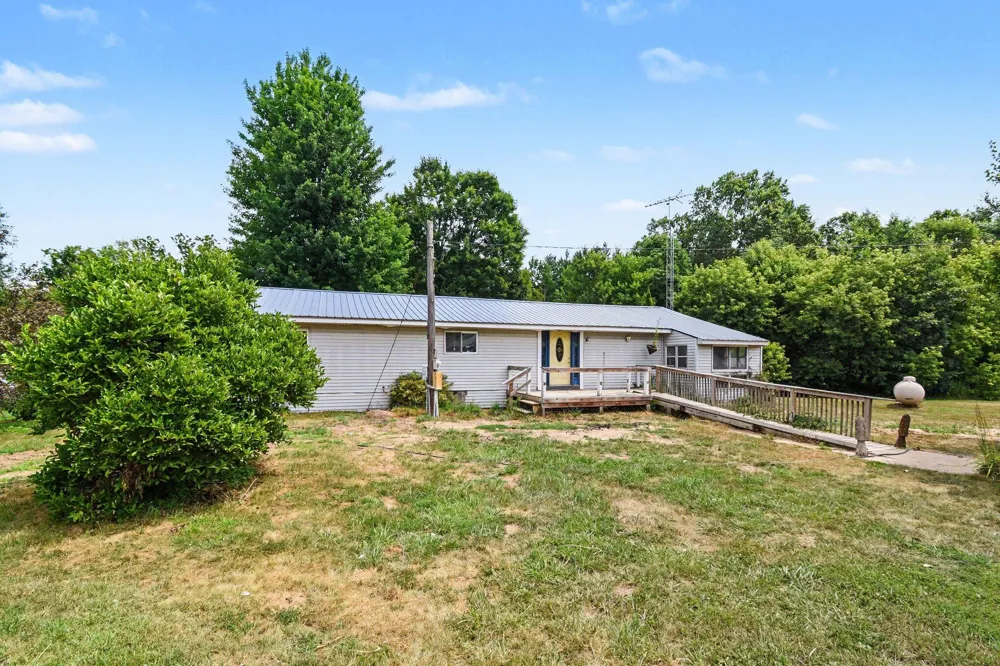 17290 Pierce Road Unknown, MI 49346