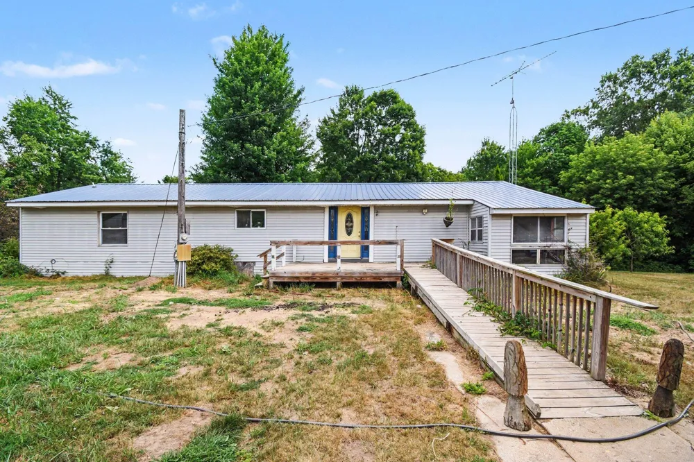 17290 Pierce Road Unknown, MI 49346
