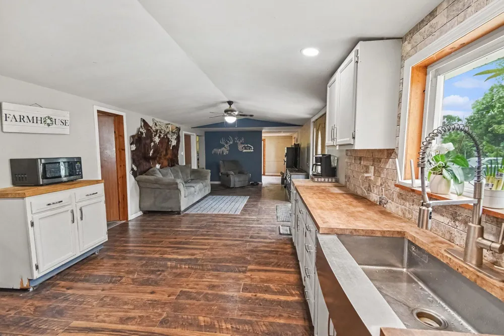 17290 Pierce Road Unknown, MI 49346