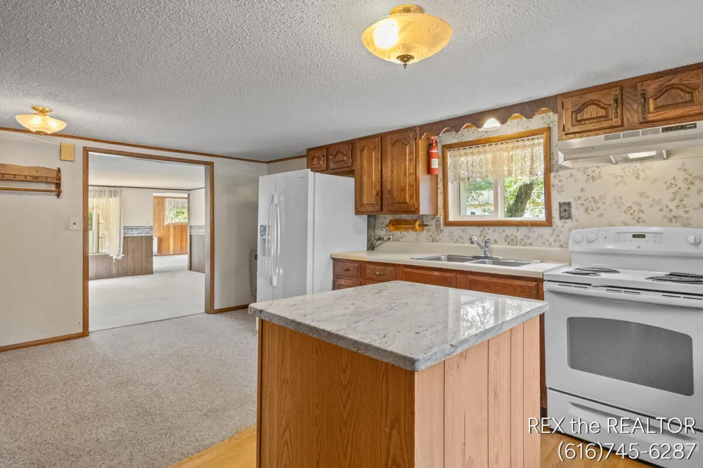 167 W Brooks Street Newaygo City, MI 49337