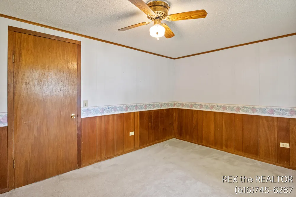 167 W Brooks Street Newaygo City, MI 49337
