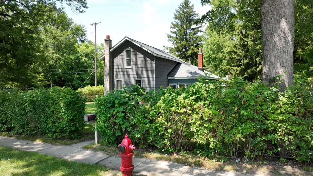 400 Shattuck Road Saginaw Charter Township, MI 48604