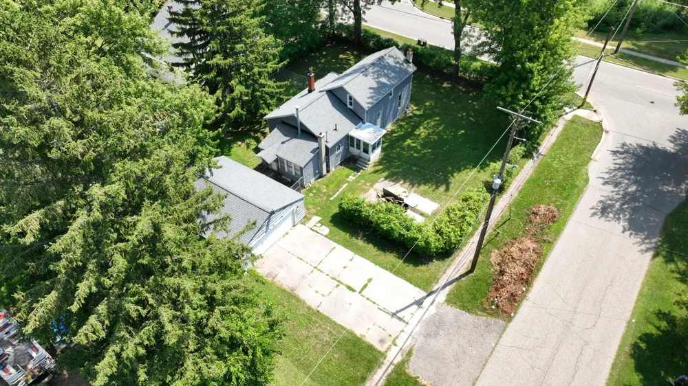 400 Shattuck Road Saginaw Charter Township, MI 48604