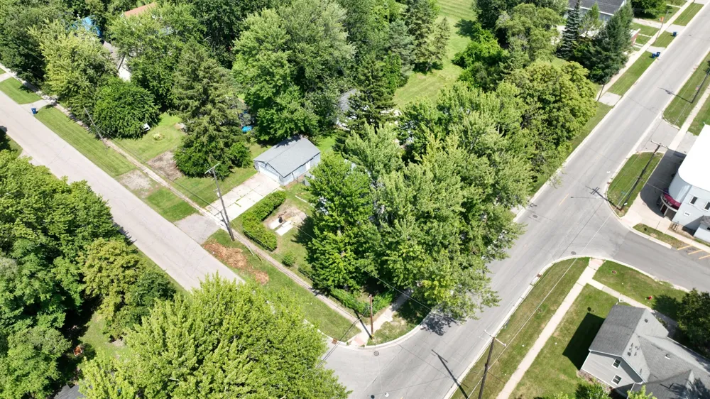 400 Shattuck Road Saginaw Charter Township, MI 48604