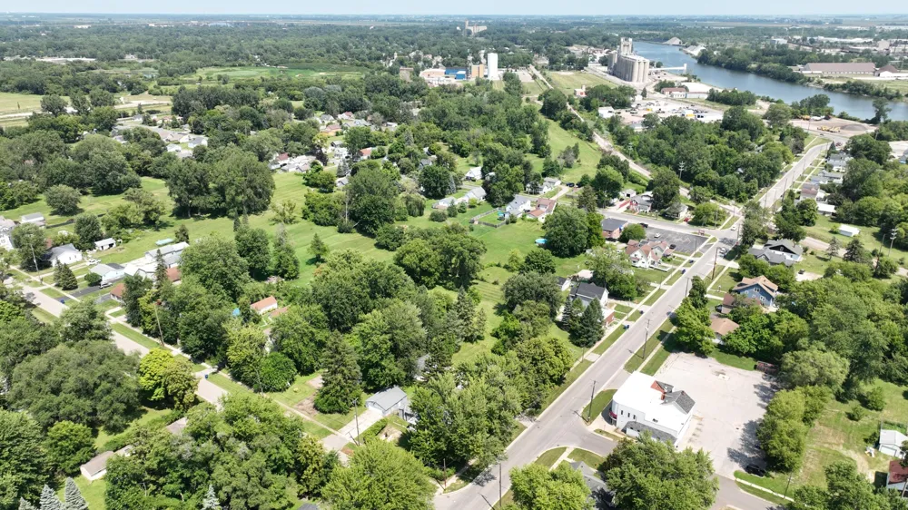 400 Shattuck Road Saginaw Charter Township, MI 48604