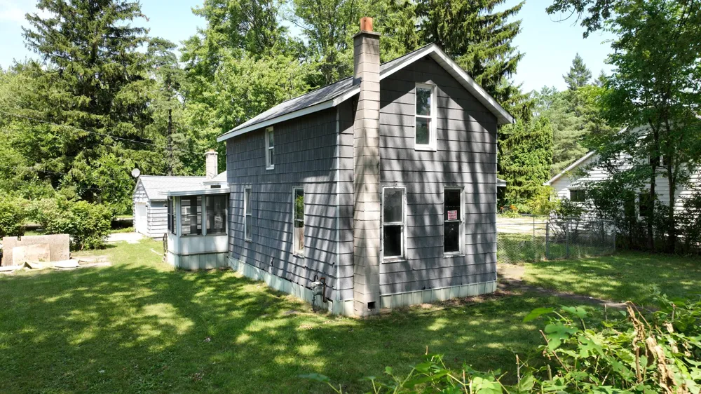 400 Shattuck Road Saginaw Charter Township, MI 48604