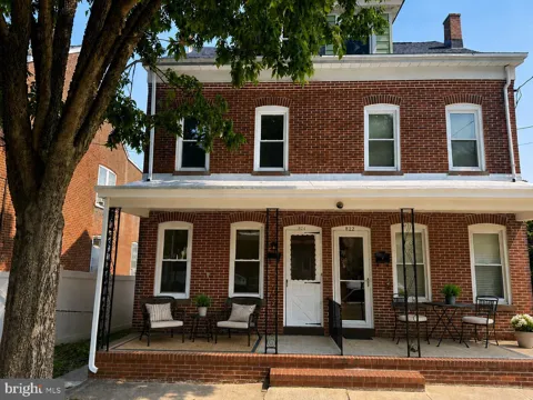 824 INDIANA AVENUE