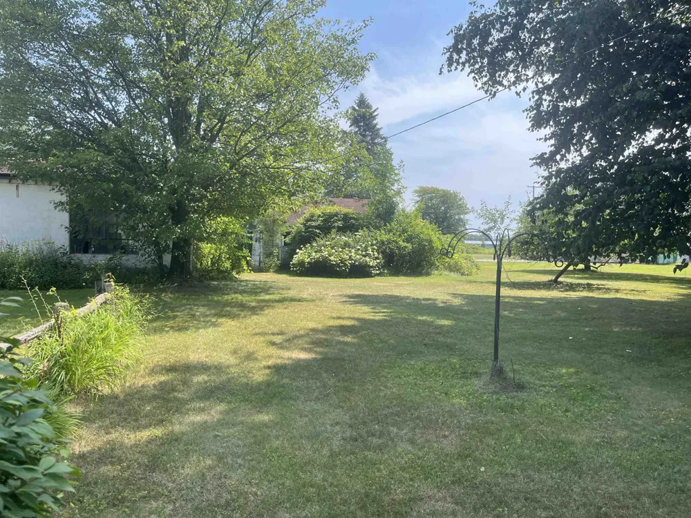 2354 E Huron Au Gres Township, MI 49703