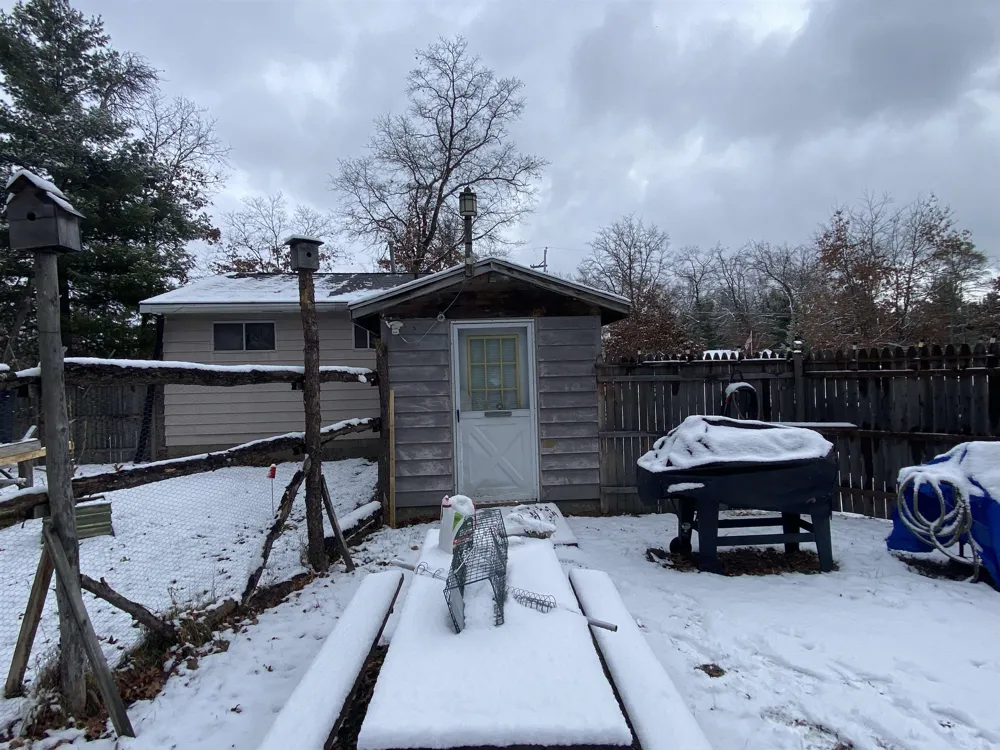 4038 W Brookview Drive Mills Township, MI 48756