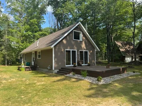 138 Waldenwood Circle