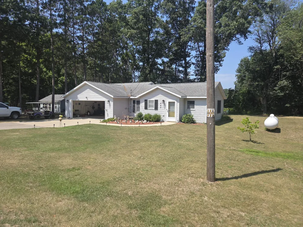 445 Pettibone Drive Lilley Township, MI 49309