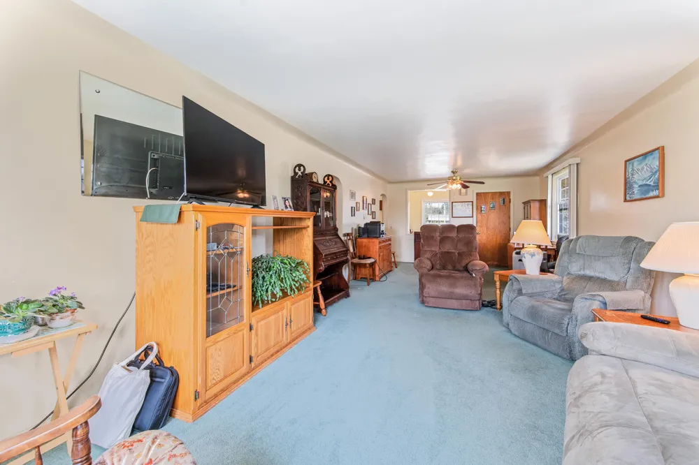 21021 19 Mile Road Green Charter Township, MI 49307