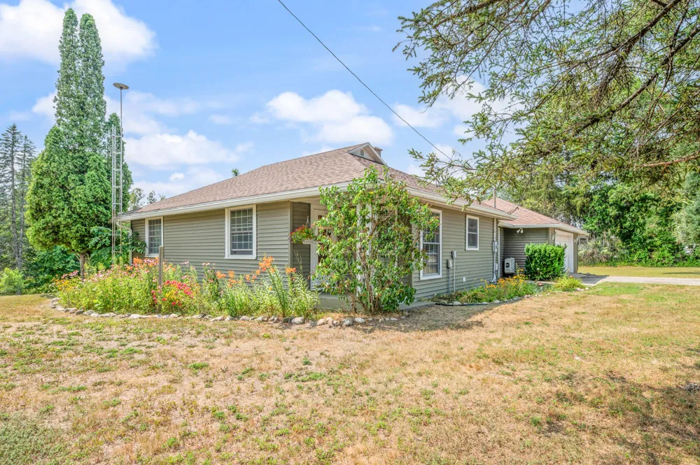 21021 19 Mile Road Green Charter Township, MI 49307