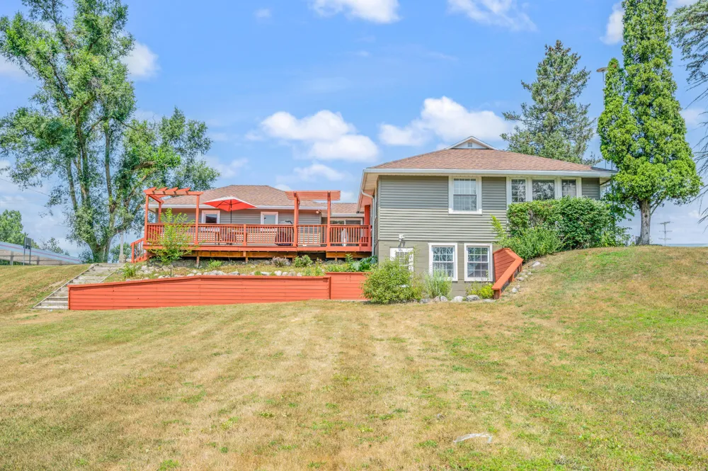 21021 19 Mile Road Green Charter Township, MI 49307