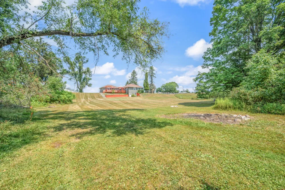 21021 19 Mile Road Green Charter Township, MI 49307