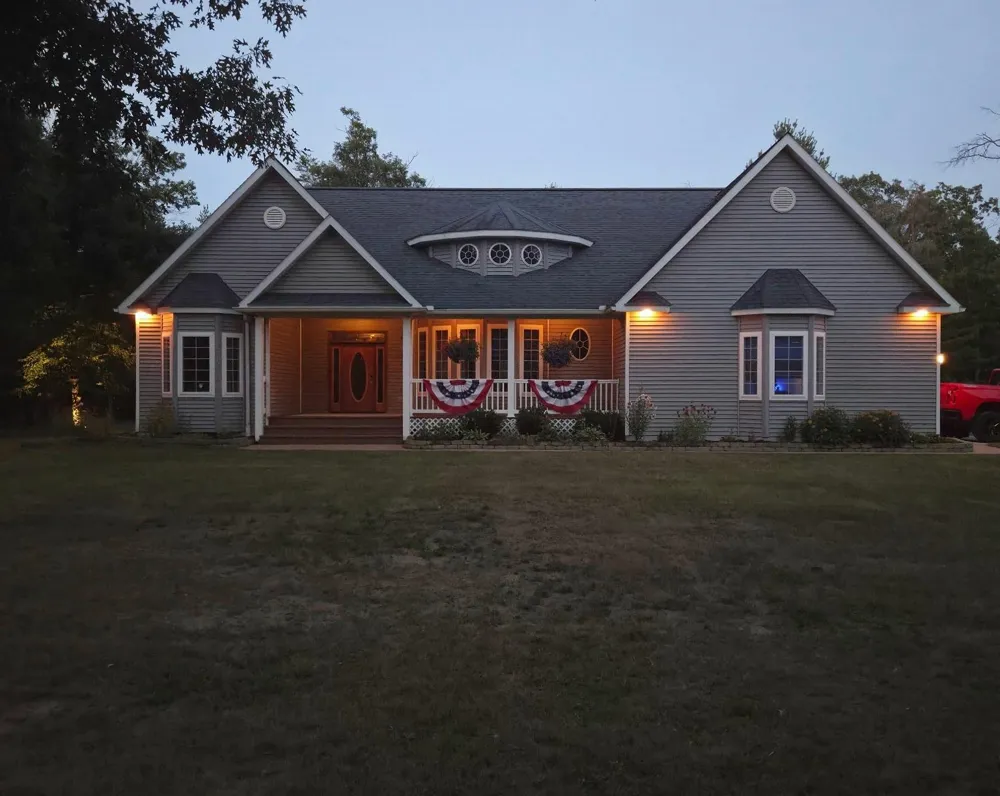6260 Evergreen Plainfield Township, MI 48739