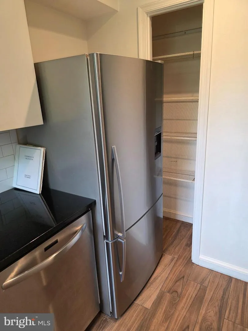 2908 13TH ROAD S #102 Arlington, VA 22204