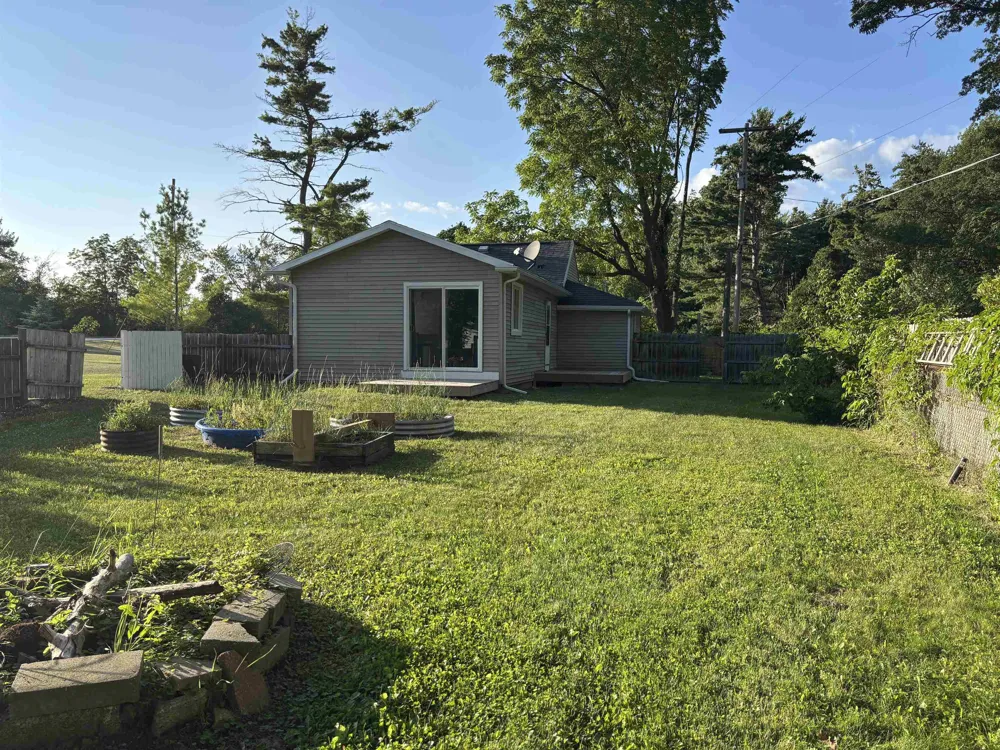2438 Huron Whitney Township, MI 48763