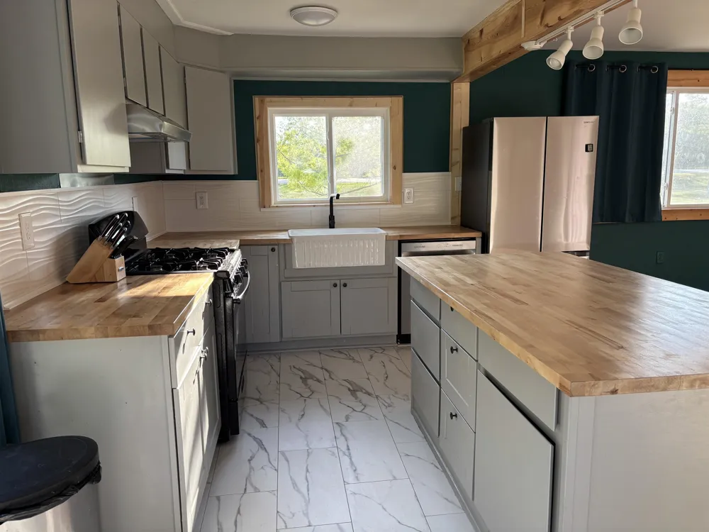 2438 Huron Whitney Township, MI 48763