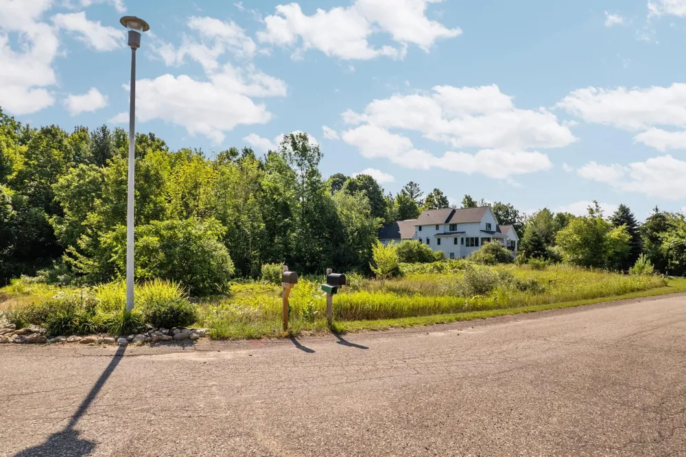 14890 Mallard Drive Peninsula Township, MI 49686