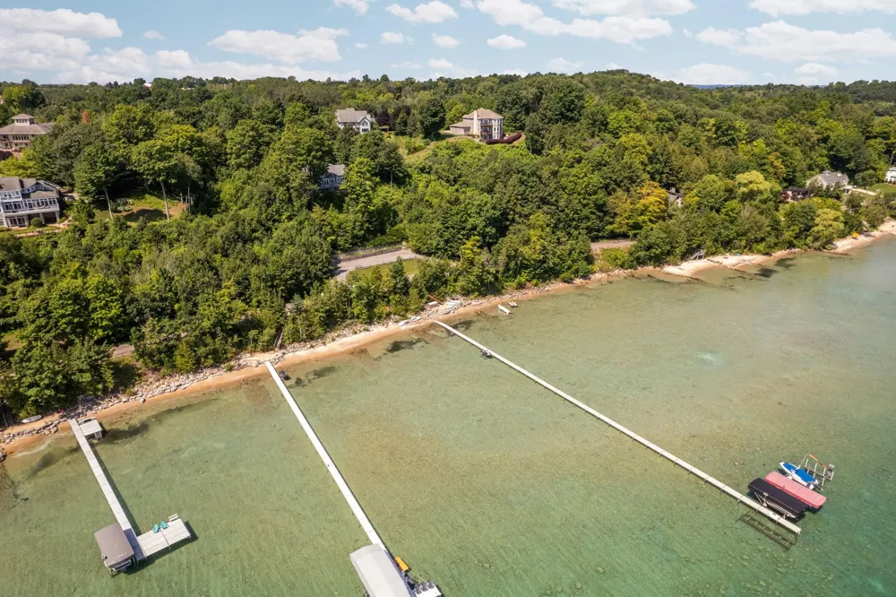 14890 Mallard Drive Peninsula Township, MI 49686