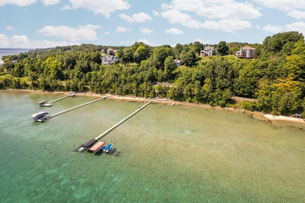 14890 Mallard Drive Peninsula Township, MI 49686