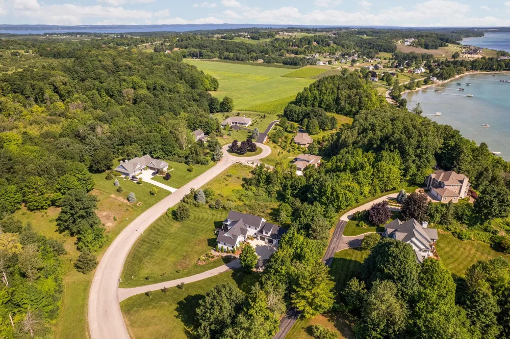 14890 Mallard Drive Peninsula Township, MI 49686