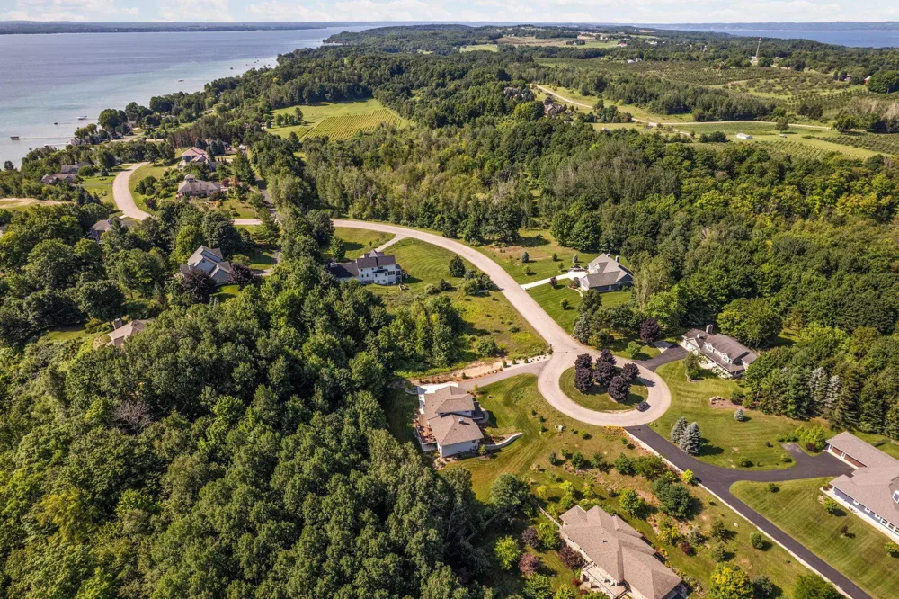 14890 Mallard Drive Peninsula Township, MI 49686