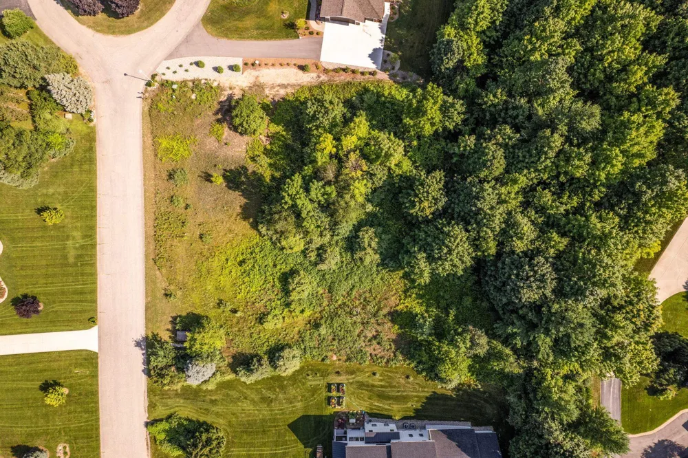 14890 Mallard Drive Peninsula Township, MI 49686