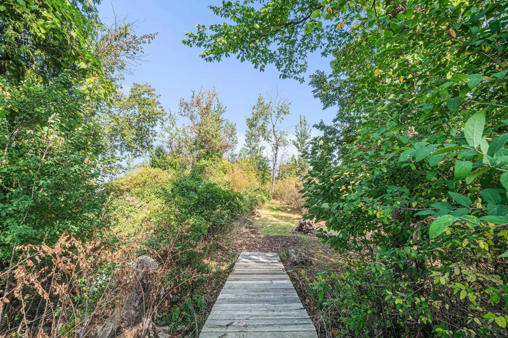 12016 Peninsula Drive Peninsula Township, MI 49686