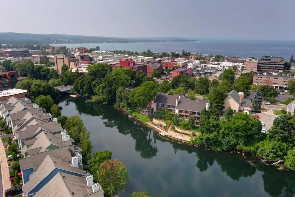 224 E State Street Traverse City City, MI 49684