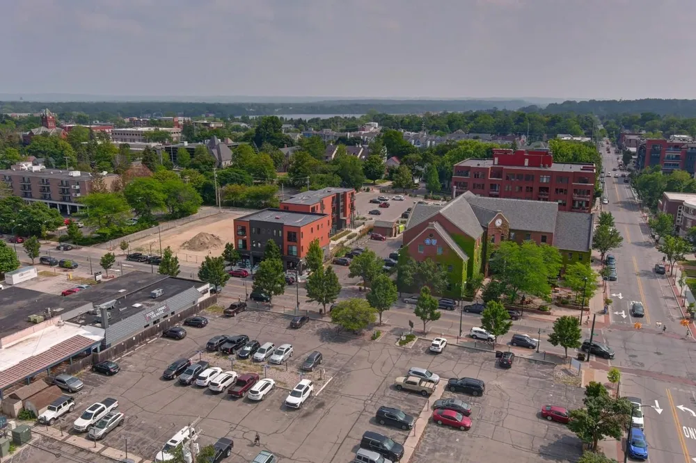 224 E State Street Traverse City City, MI 49684