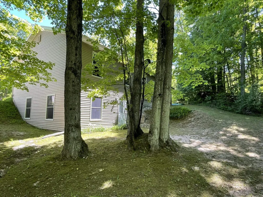 7430 River Street Benzonia Township, MI 49616